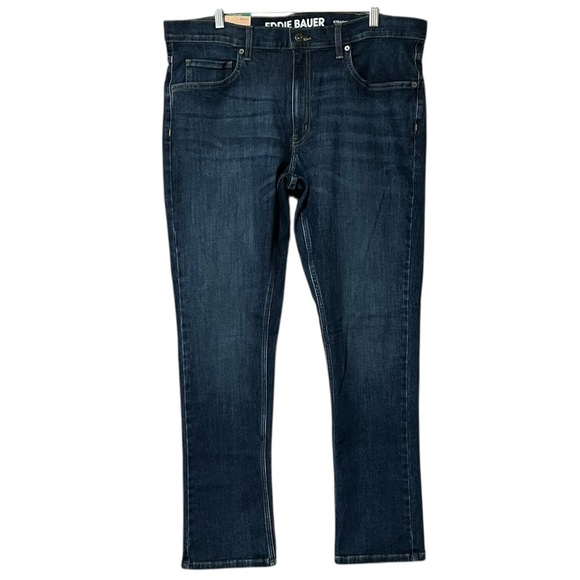 Eddie Bauer Classic Denim Jean 38x32 Blue Straight Leg Breathable Stretch NWT - Picture 1 of 10